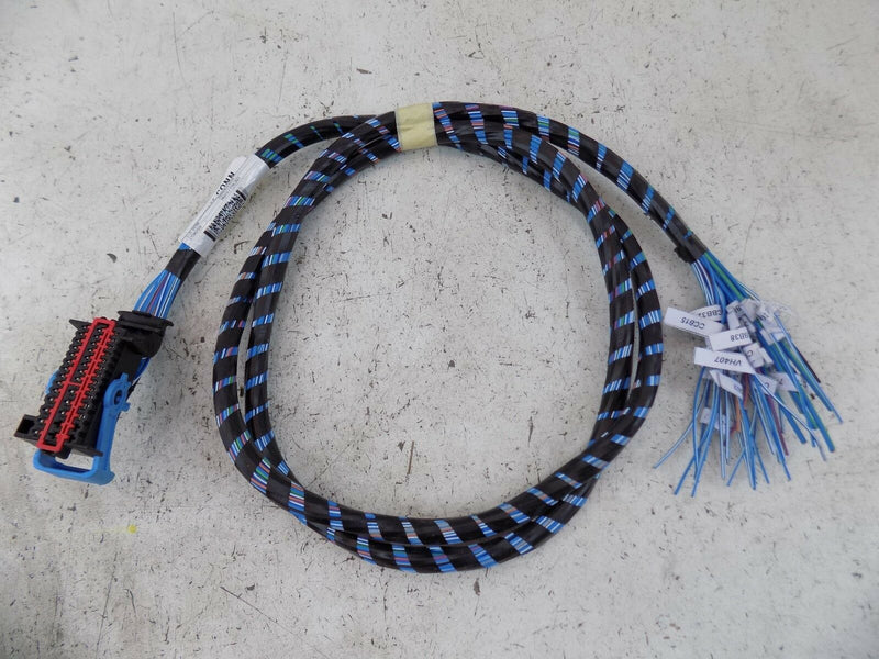 FORD - MANUAL ELECTRICAL CHECKING WIRING LOOM 3M5T-14489-FJE (S26-17)