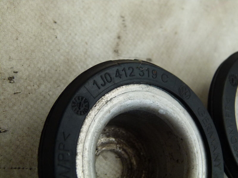 VW GOLF MK4 1997-06 FRONT STRUT TOP MOUNT COVER GENUINE 1J0412319