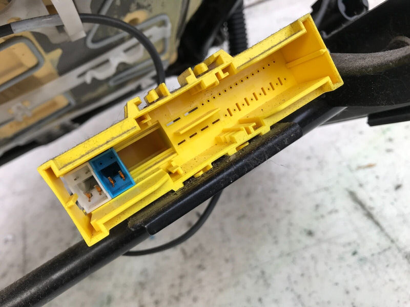 BMW F30 F31 GENUINE BLACK FRONT SEAT RIGHT DRIVER SIDE !