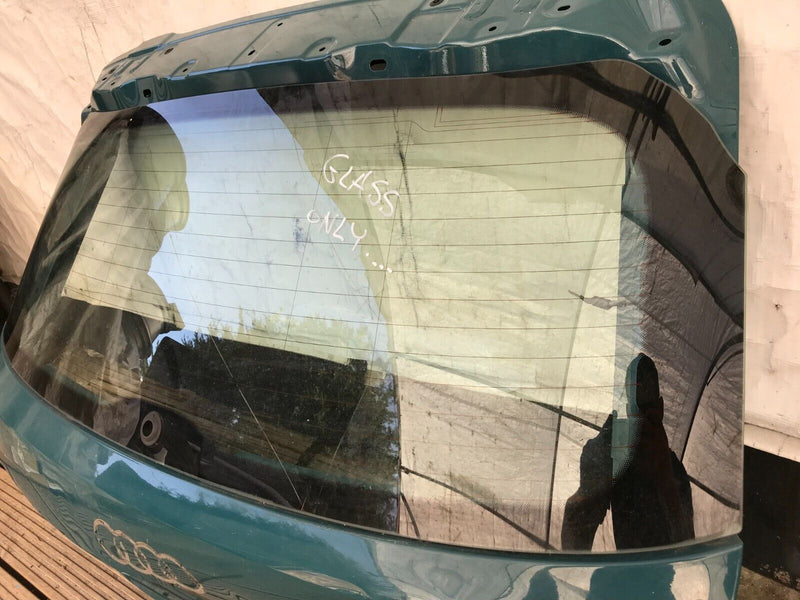 AUDI A1 GB MK2 SPORTBACK 2019-ON GENUINE TAILGATE REAR WINDOW *GLASS ONLY