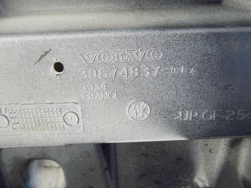 VOLVO V70 D3 2007 2008 2009 2010 2011 OEM TAILGATE REAR PANEL BOOT LID 30674837