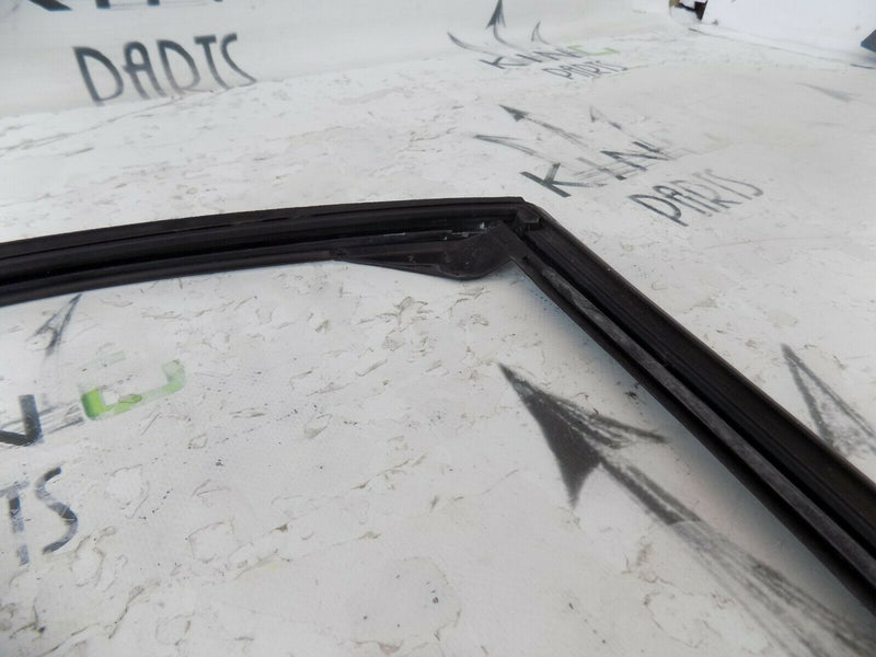 BMW 5 SERIES F10 F11 REAR RIGHT SIDE ROOF SEAL GASKET GENUINE 7199784