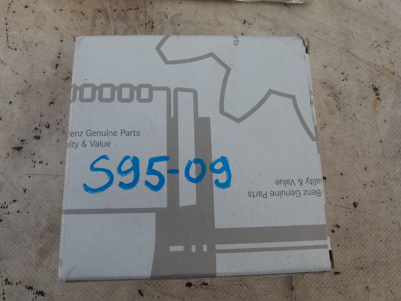 MERCEDES GLC C253 2016-19 REAR STAR BADGE EMBLEM GENUINE A0998108500