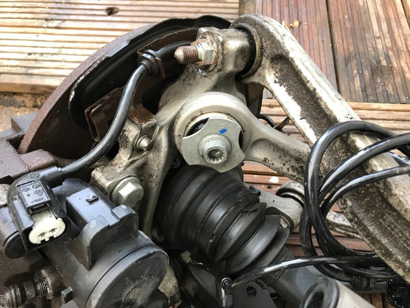 MERCEDES W205 LEFT SIDE REAR LEG 5x WISHBONE, DRIVESHAFT HUB, CALIPER GAS STRUT