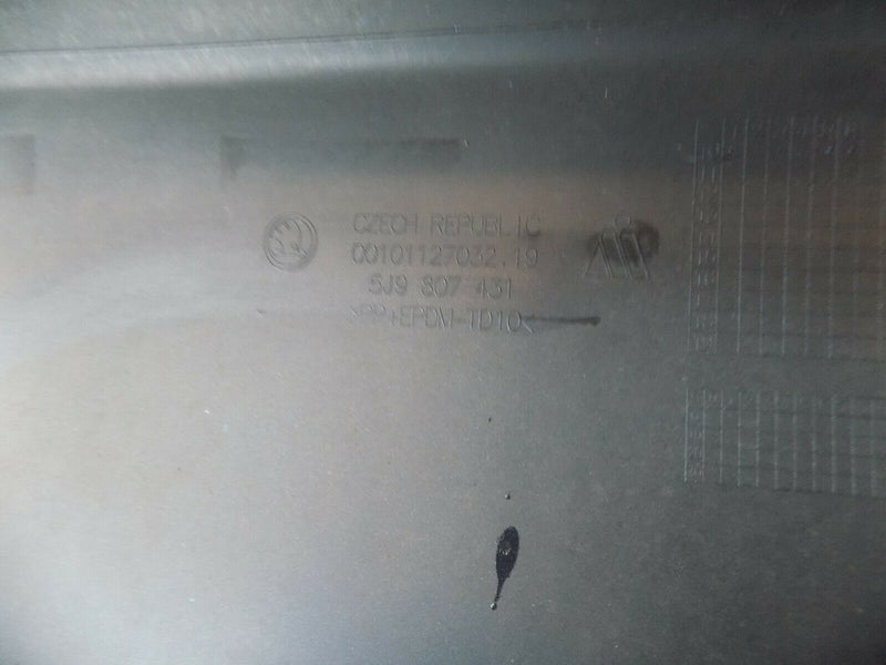 SKODA FABIA ESTATE MONTE CARLO 2014-2017 REAR BUMPER GENUINE 5J9807431