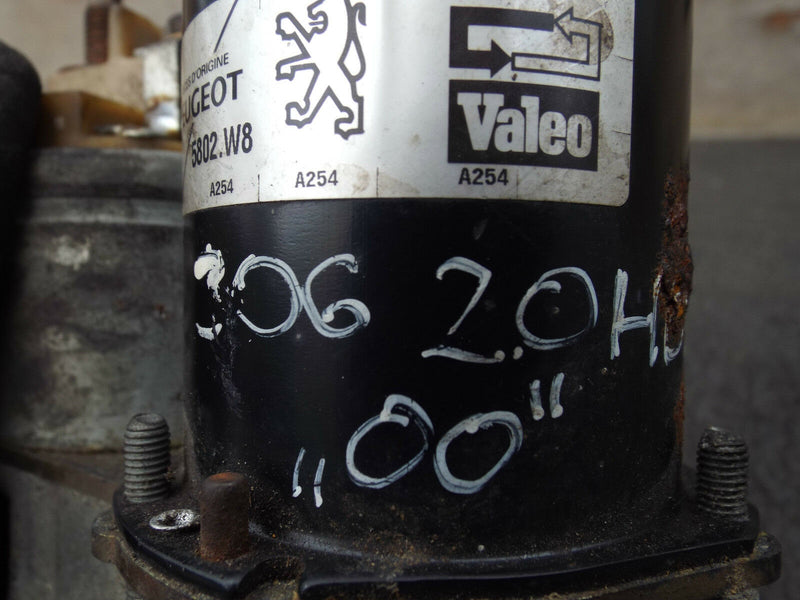 Citroen Peugeot 2000 2.0 HDI Diesel Engine Starter Motor Valeo C188842A