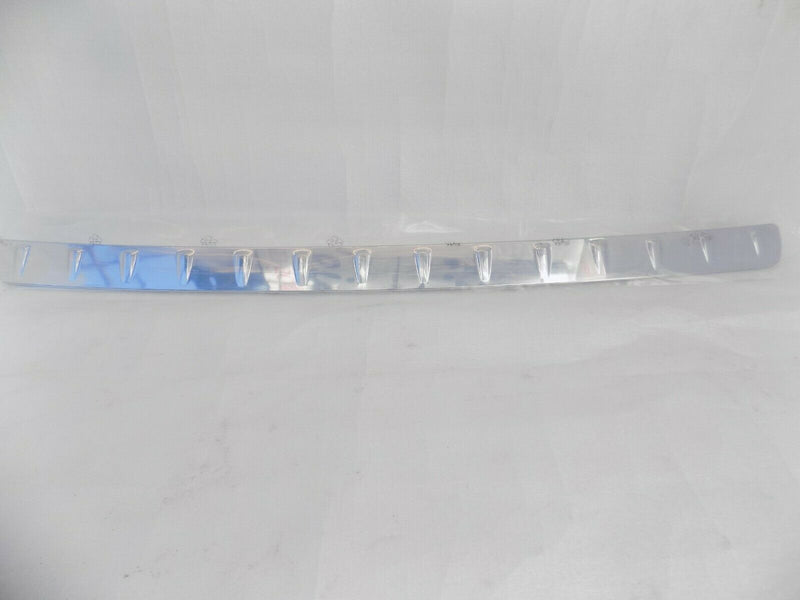 MERCEDES B CLASS 2012-2016 W246 REAR BUMPER TOP CHROME COVER TRIM *NEW* /B07-30