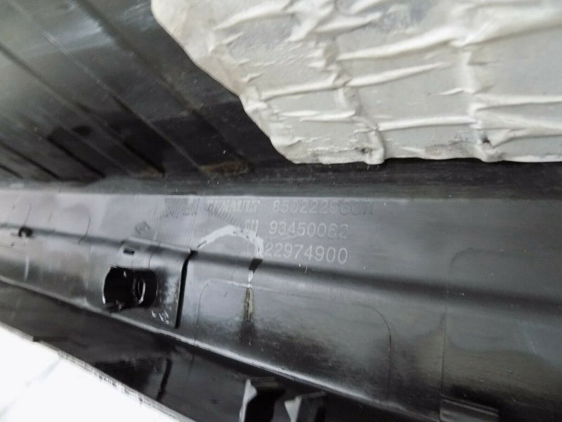 RENAULT TRAFICK / VAUXHALL VIVARO 2015-18 REAR BUMPER GENUINE 850222960R