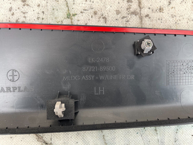 HYUNDAI I10 2007-2013 FRONT LEFT DOOR MOULDING TRIM 87721-B9500