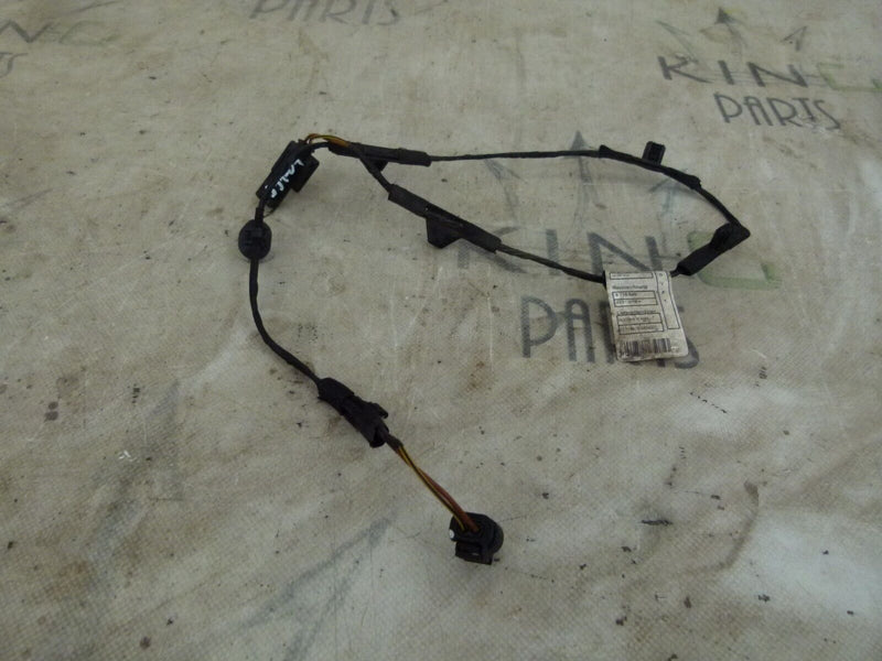 BMW X1 F48 2015-19 RONT FOG LIGHT ADAPTER CABLE GENUINE 8718647