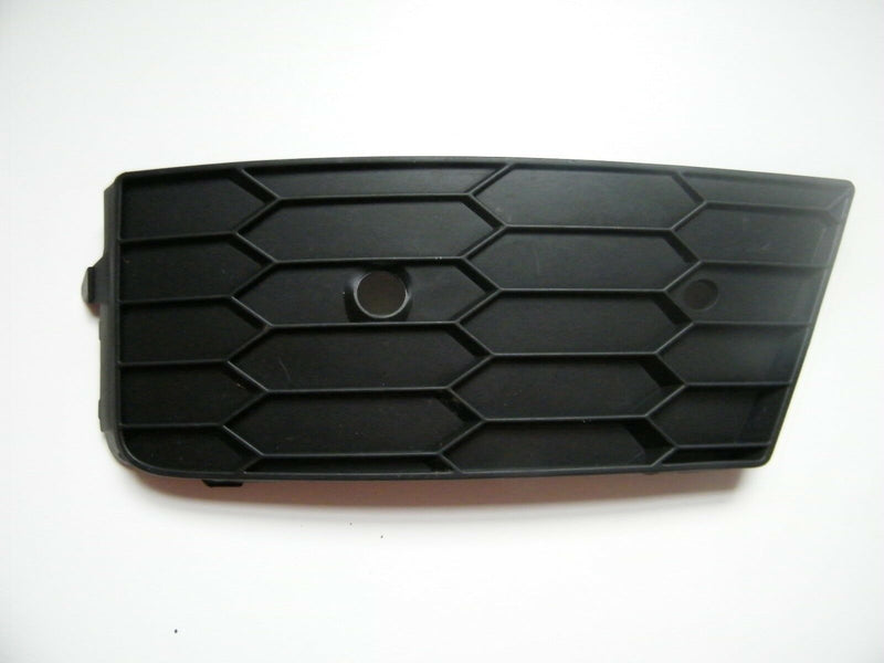 Skoda Octavia III 2013-2018 FRONT RIGHT BUMPER COVER 5E0807682C NEW GENUINE