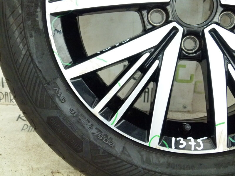 VW GOLF MK7 WHEEL ALLOY RIM & TIRE 6.5JX16H2 ET46 5G0601025CD GENUINE