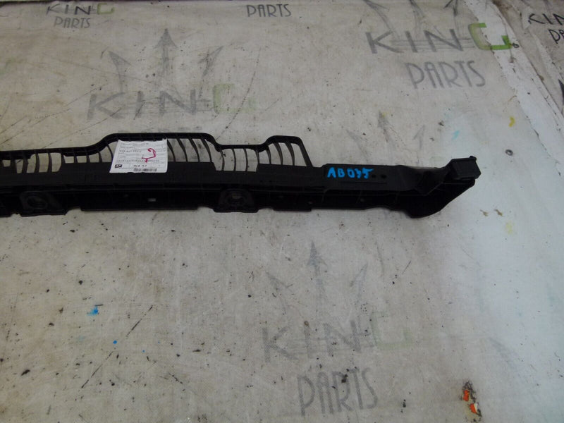 VW GOLF MK7 2013-2017 REAR BUMPER CENTRE BRACKET GENUINE 5G6807863