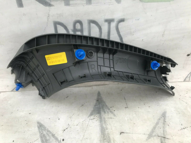 HYUNDAI i30 PD 16-19 SEDAN TAILGATE RIGHT SIDE PANEL TRIM COVER 81741-G4000