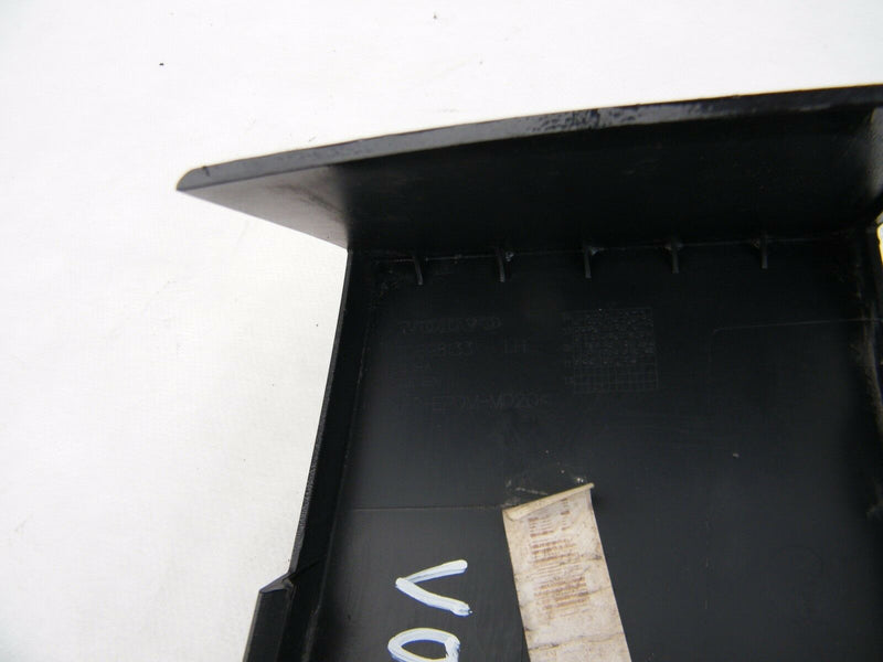 Volvo XC90 2007-2014 REAR LEFT PASSENGER SIDE FILLER MOLDING 30698134 (V062)