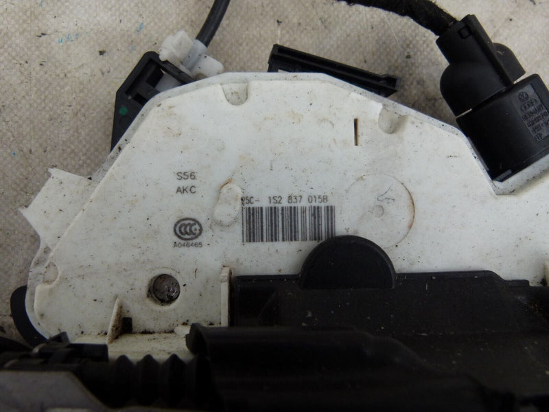 VW UP 2011-16 FRONT LEFT DOOR LOCK AND HANDLE BRACKET GENUINE 1S2837015