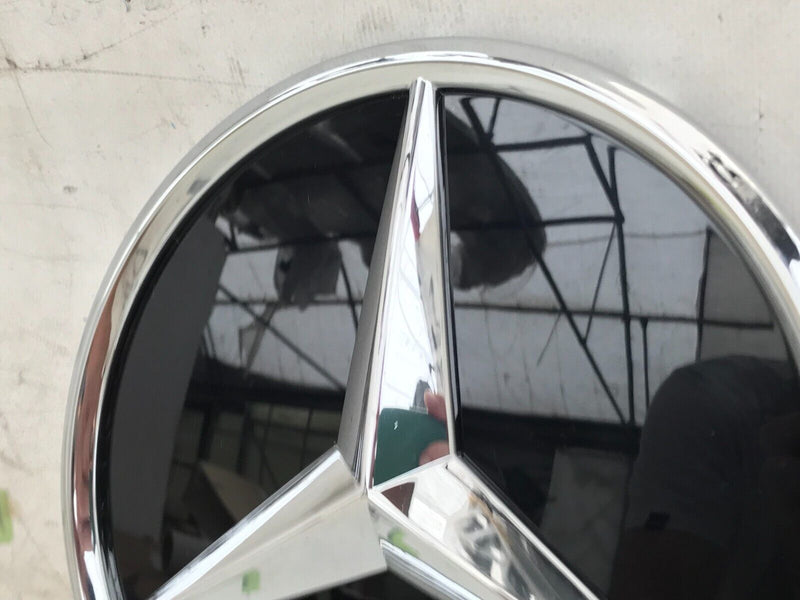MERCEDES CLA C118 18-23 GENUINE FRONT EMBLEM GRILL GRILLE STAR LOGO A0008880400