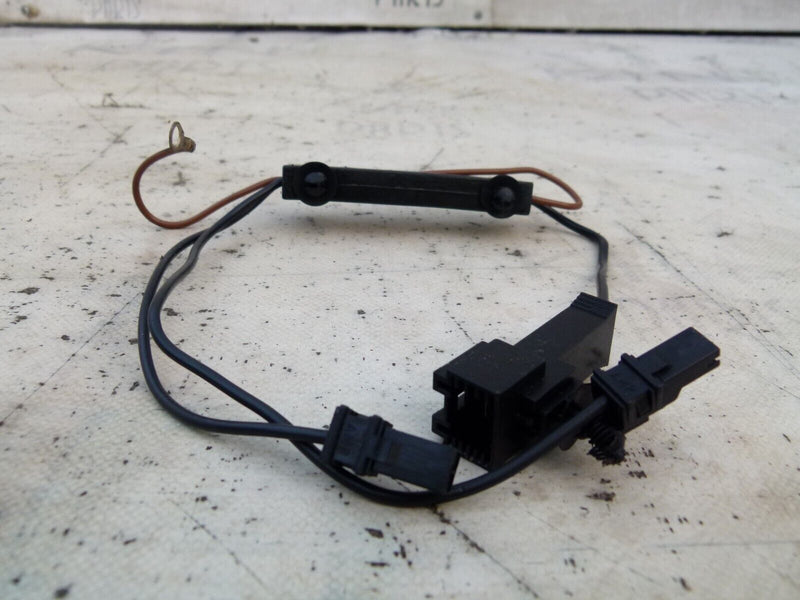 MERCEDES C W204 2007-2011 ANTENNA AMPLIFIER GENUINE A2048708490