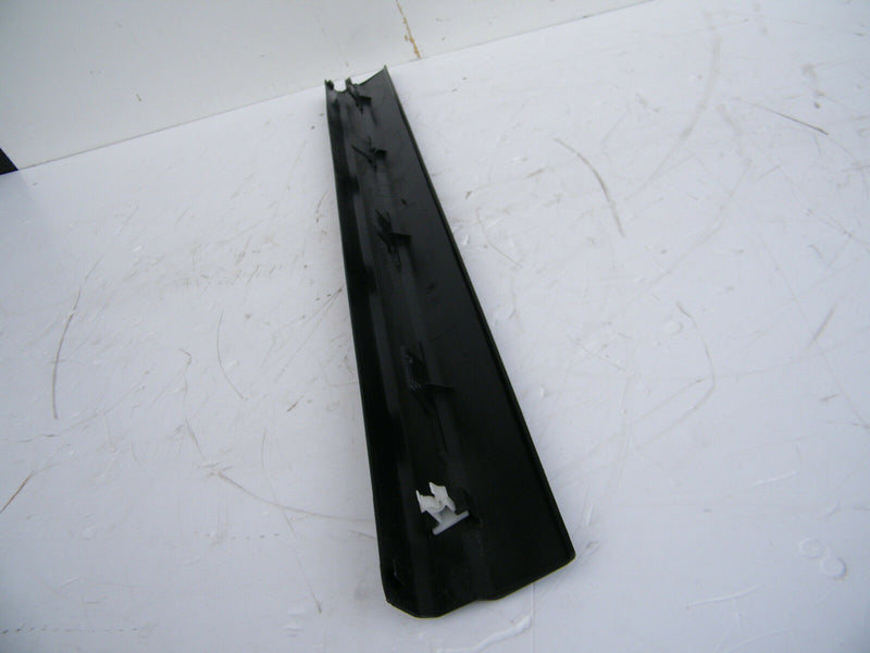MERCEDES W212 E 2010-15 FRONT RAIL PAVEMEN RIGHT SIDE TRIM PANEL O/S A2126860236