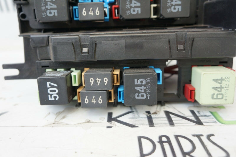 VW GOLF VI MK6 AUDI A3 2008-2012 UNDER BONNET FUSE BOX WITH BRACKET 1K0937084F