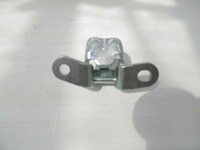 KIA SOUL 2013-2016 FRONT LEFT DOOR UPPER HINGE 79310 2K000 /S20-42