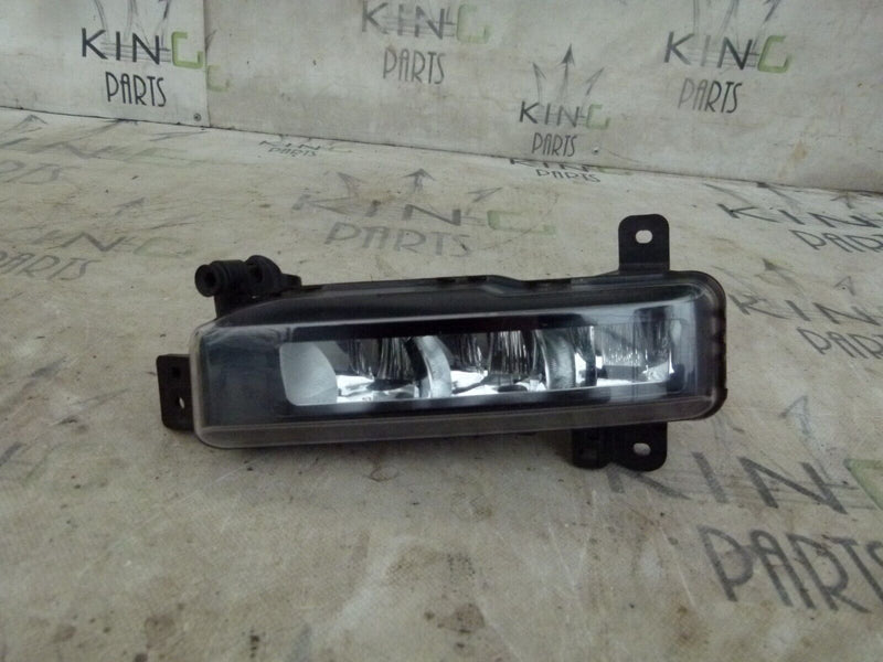 BMW 3 SERIES G20 2018-22 FRONT RIGHT LOWER FOG LIGHT GENUINE 11321100000