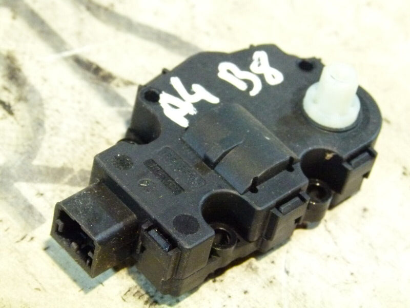 AUDI A4 B8 07-15 HEATER BLOWER AIR VENT CONTROL ACTUATOR GENUINE K9749005