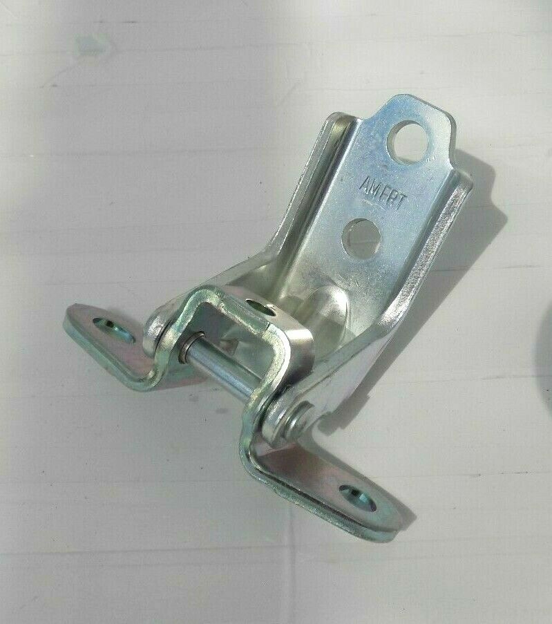 KIA SOUL 2013-2016 FRONT LEFT DOOR UPPER HINGE 79310 2K000 /S20-42