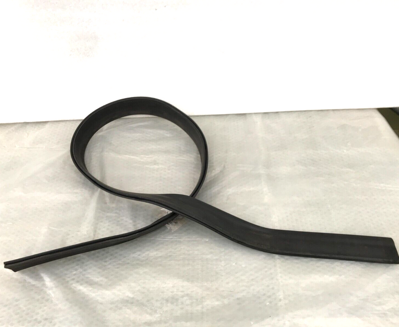 MERCEDES GLC X253 SUV 2016-21 FRONT BONNET HOOD PANEL RUBBER SEAL A2538315900