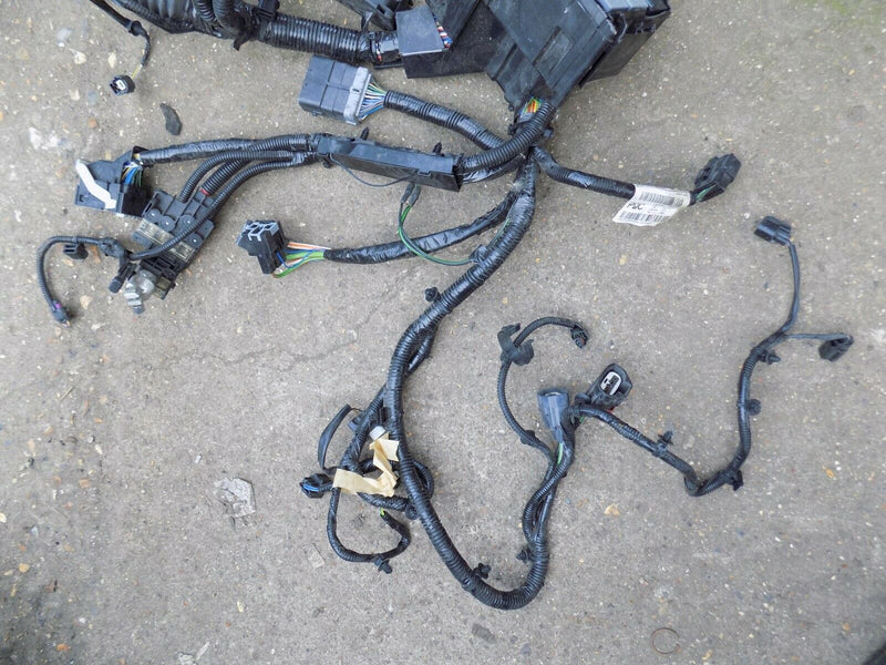 FORD FIESTA MK7/8 2012-2017 FUSE BOX AND WIRING LOOM C1BT-14K012