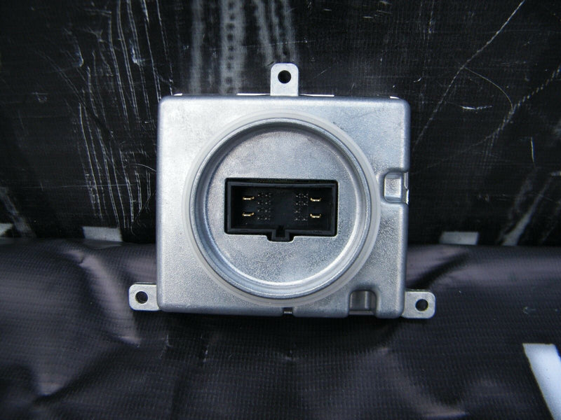 Mitsubishi Headlight Headlamp Electric Control Module LED 39055754 695085258