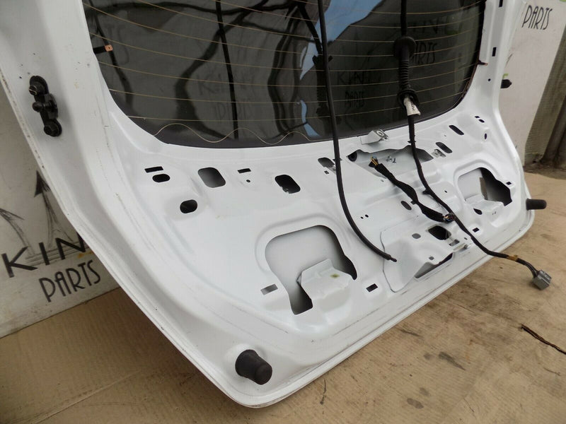 FORD FIESTA MK7 ST 2013-2017 DOOR  WHITE  TAILGATE BOOT LID ECOBOOST