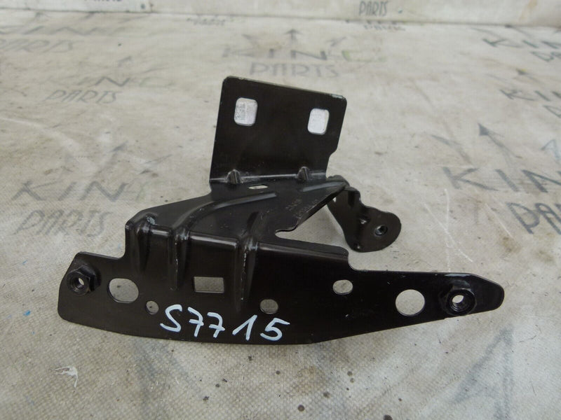 CITROEN C3 MK2 2009-13 FRONT RIGHT WING BRACKET HOLDER GENUINE 77269302