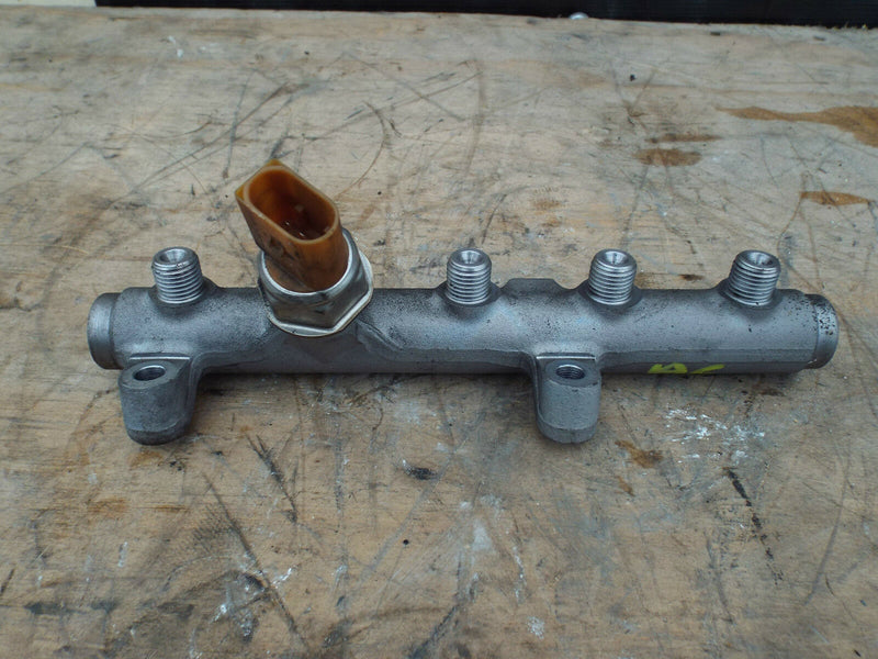 Audi A6 3.0 TDI V6 Fuel Rail & Pressure Sensor 059130089AH