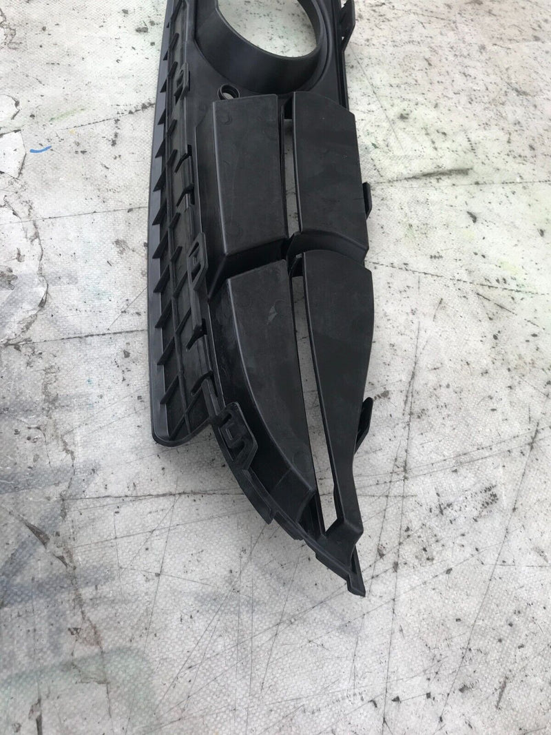 BMW F34 2013 – 2021 CLOSED GRID RIGHT 51117416060