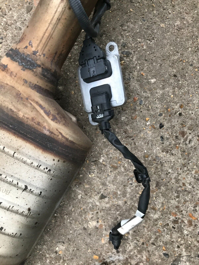 MERCEDES C W205 DIESEL SALOON *EXHAUST CATALYTIC CONVERTER GENUINE & NOX SENSOR