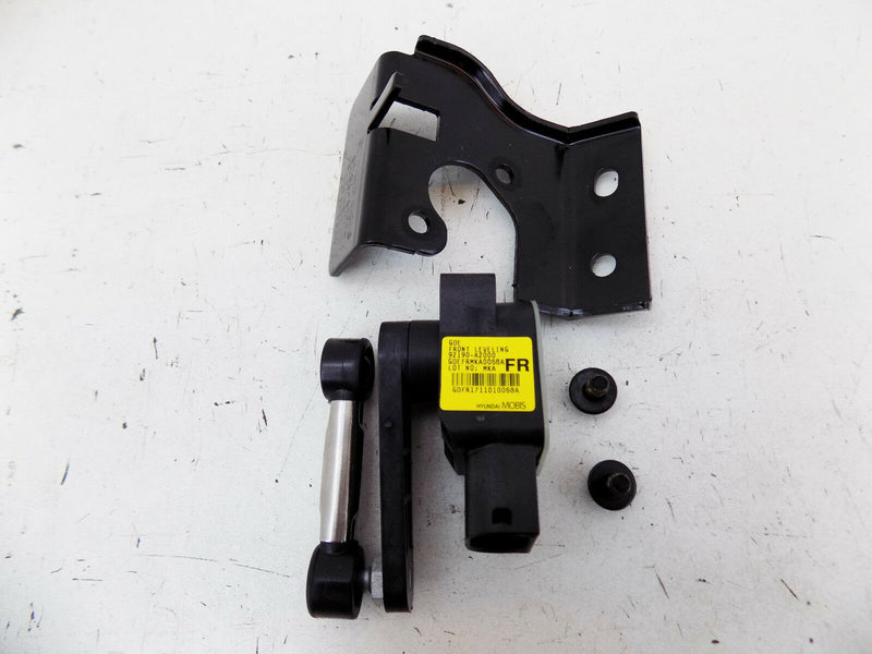 KIA CEED JD 2013-2015 RIGHT HEADLIGHT AUTO LEVELING UNIT ASSEMBLY & HEIGH SENSOR