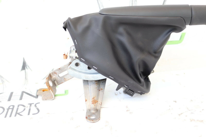 MINI ONE/ S/ COOPER F55/56/57 2014-ON HANDBRAKE LEVER HANDLE + GAITER 6852181