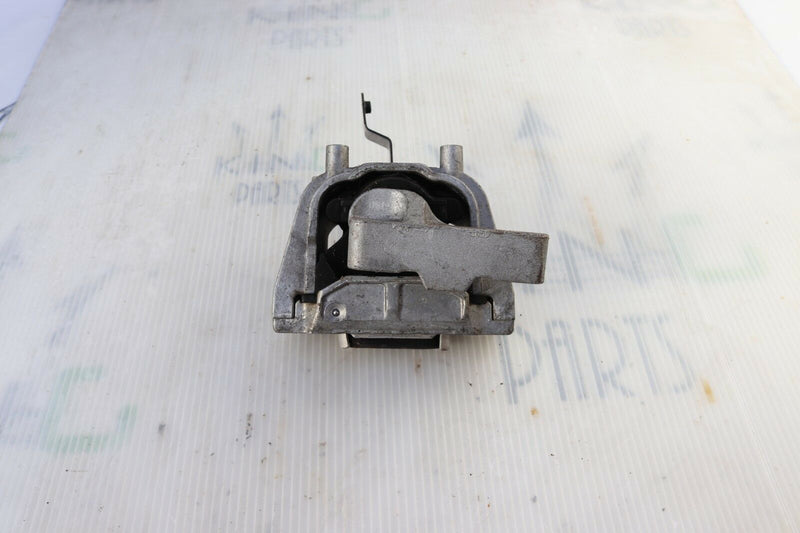 VW PASSAT B6/B7 3C 2005-2015 FRONT RIGHT SIDE ENGINE MOUNT 1K0199262 *3