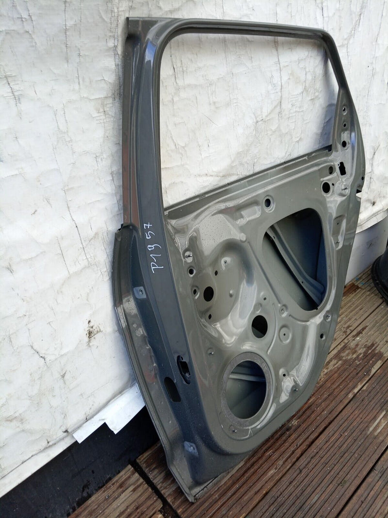 AUDI A1 GB 2018-ON GENUINE REAR DOOR PANEL RIGHT DRIVER SIDE 82G833312