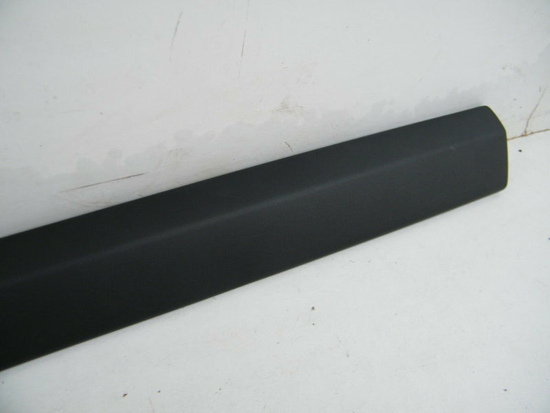 VAUXHALL COMBO D 2012-ON LEFT FRONT DOOR MOULDING TRIM 95511667 NEW (B03-45)