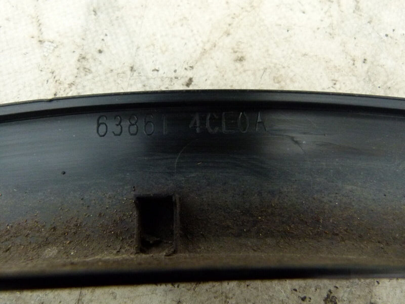 NISSAN X-TRAIL T32 2017-22 FRONT LEFT WHEEL ARCH TRIM GENUINE 638614CE0A