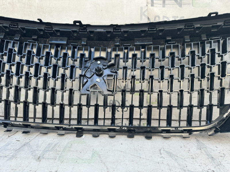 PEUGEOT 2008 P24 2019-ON FRONT RADIATOR GRILL 9825860780