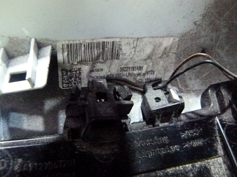 MERCEDES E W212 2009-12 LEFT SIDE WING MIRROR COVER GENUINE A2129067201