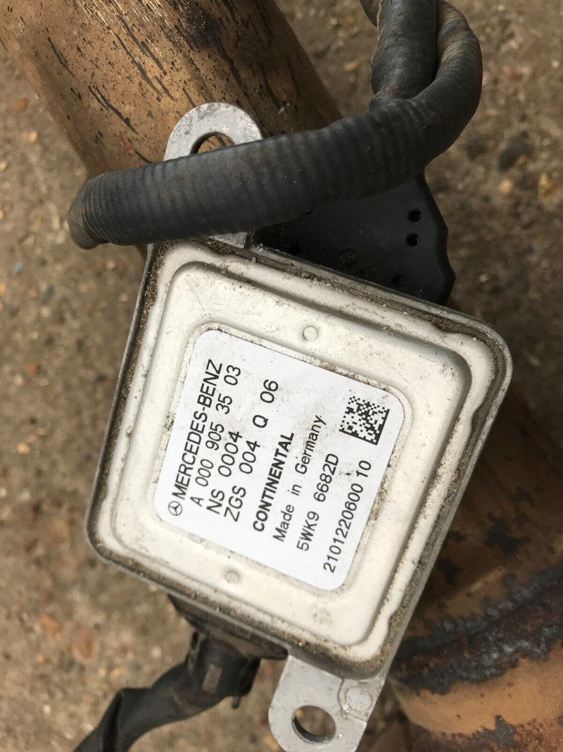 MERCEDES C W205 DIESEL SALOON *EXHAUST CATALYTIC CONVERTER GENUINE & NOX SENSOR