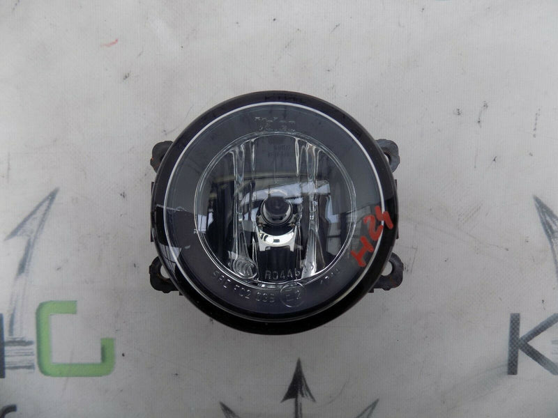 CITROEN PEUGEOT VAUXHALL NISSAN FRONT HALOGEN BUMPER FOG LIGHT 89210094