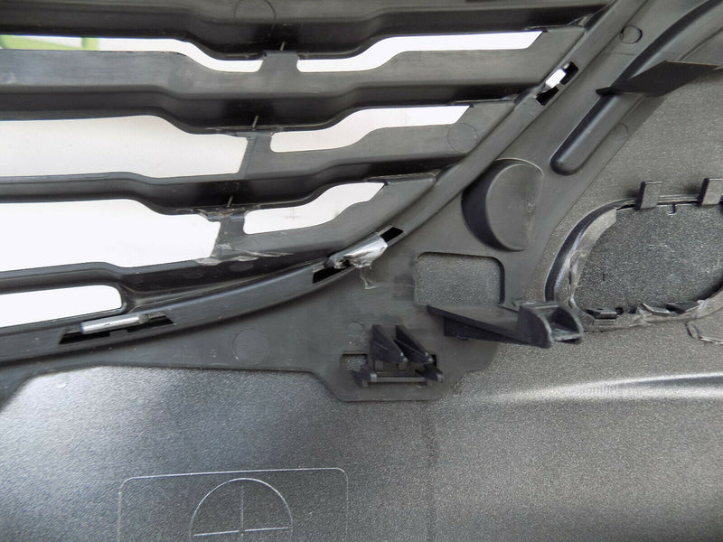 VAUXHALL CORSA E 2014-2018 5 DOOR SILVER FRONT BUMPER GENUINE 39003567