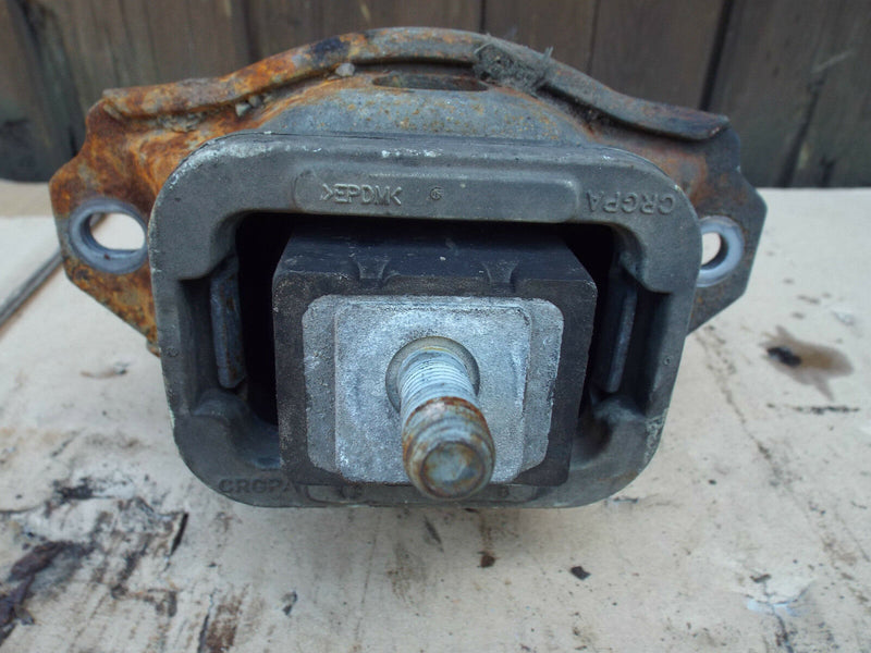 Range Rover Sport L320 TDV8 3.6 Engine Mount KKB500602-4518067/121