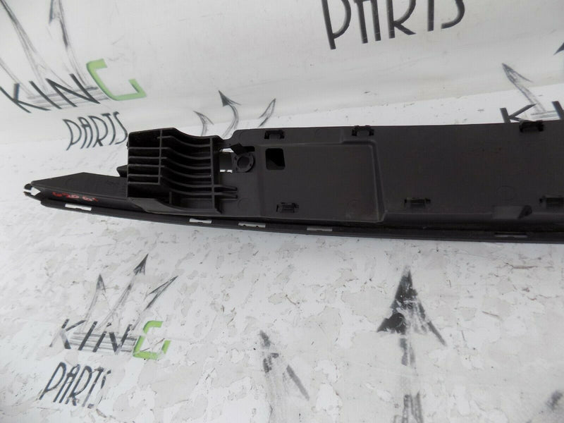 VAUXHALL CORSA E 2014-ON FRONT BUMPER LOWER GRILL 39003563