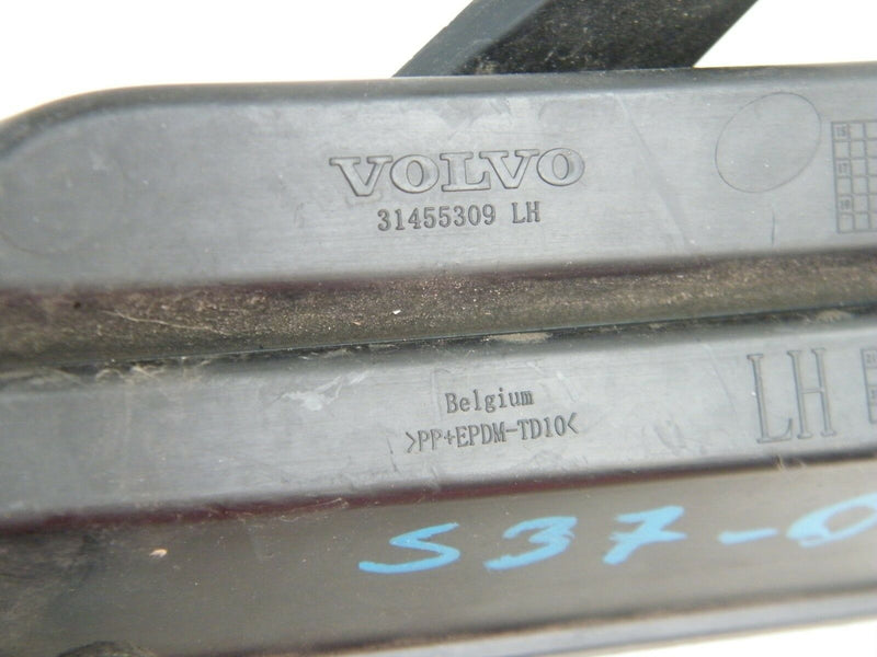 VOLVO XC90 2016-ON FRONT BUMPER LEFT SIDE COVER 31455309 (S37-09)